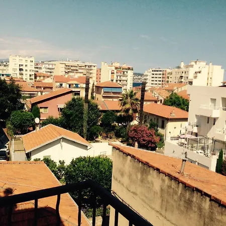 Flat 200 M To Your Beach In ! *