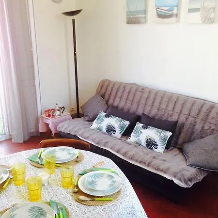 Flat 200 M To Your Beach In ! Apartment